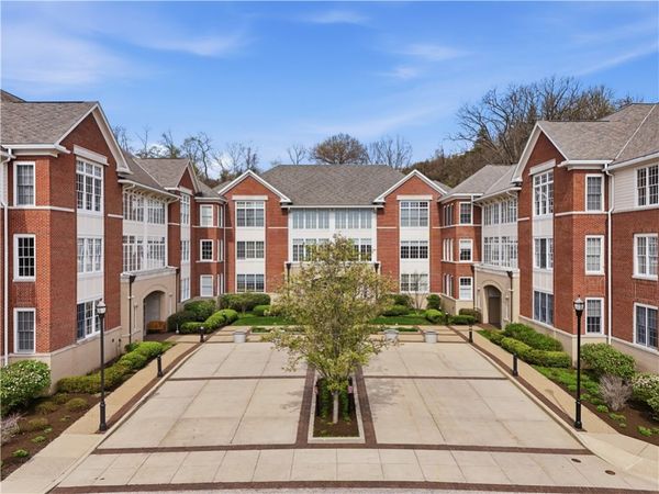 1220 Crescent Place, Unit 1K, Pittsburgh, PA 15217