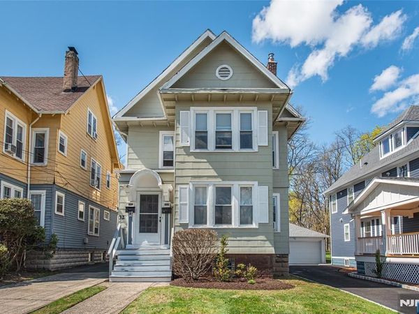32 Irving Street, MONTCLAIR, NJ 07042