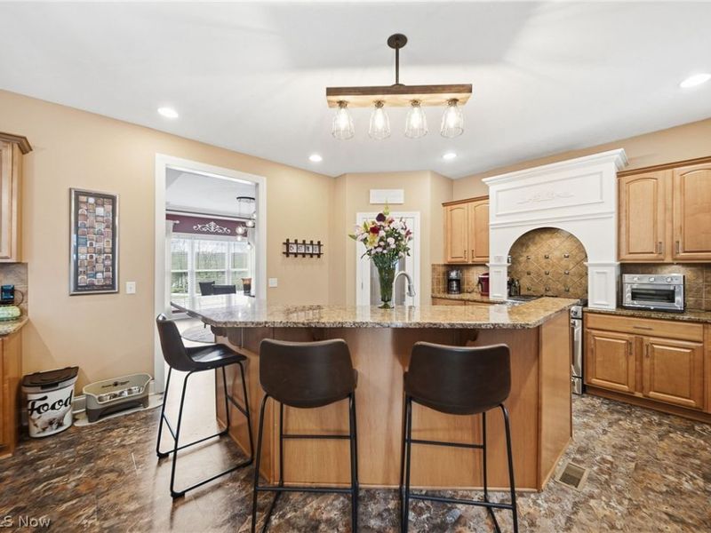 253 Anne Marie Court , Hinckley, OH 44233 Photo 12