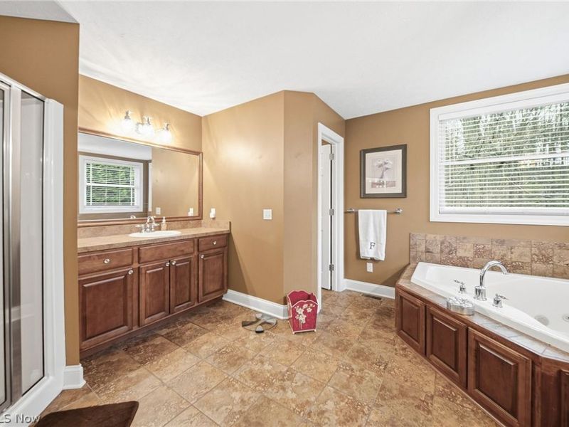 253 Anne Marie Court , Hinckley, OH 44233 Photo 26