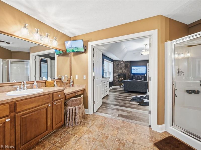 253 Anne Marie Court , Hinckley, OH 44233 Photo 28