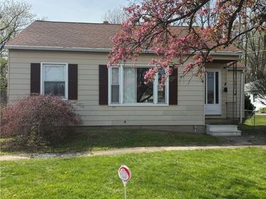 224 S Leavitt Road, Amherst, OH 44001