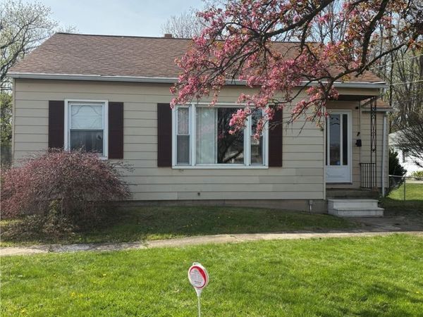 224 S Leavitt Road , Amherst, OH 44001
