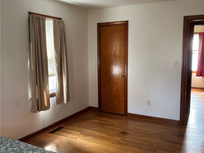 224 S Leavitt Road , Amherst, OH 44001 Photo 16