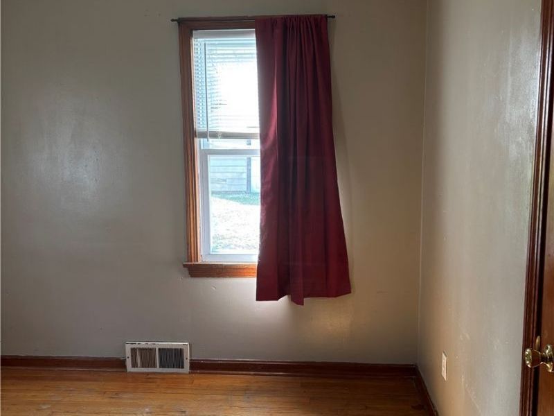 224 S Leavitt Road , Amherst, OH 44001 Photo 17