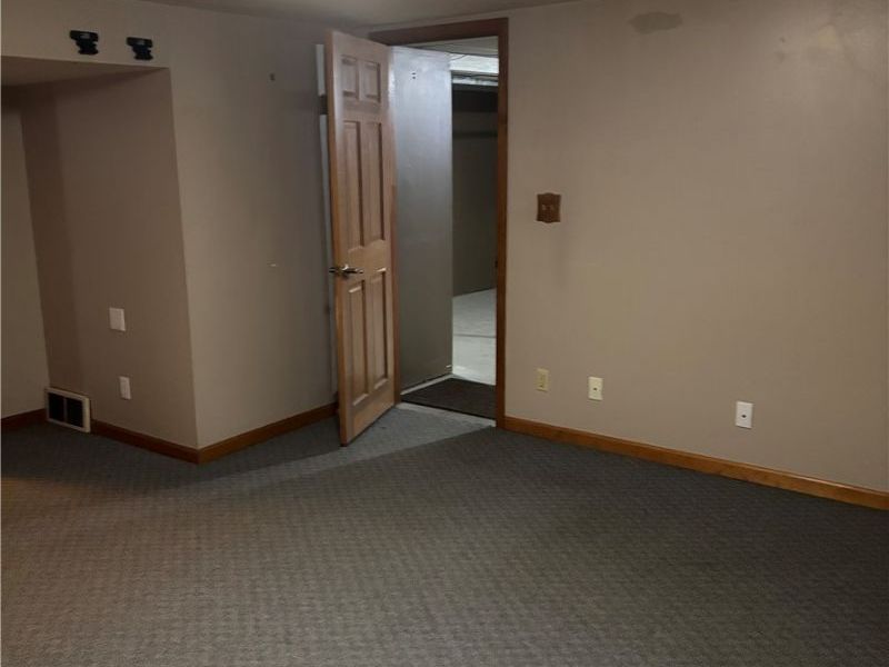 224 S Leavitt Road , Amherst, OH 44001 Photo 21