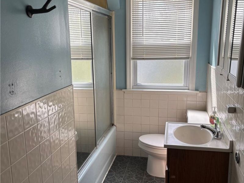 224 S Leavitt Road , Amherst, OH 44001 Photo 24