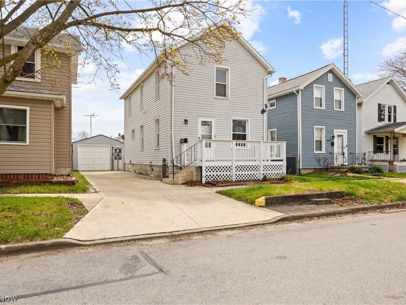 1013 Roosevelt Street, Fremont, OH 43420 Photo 2