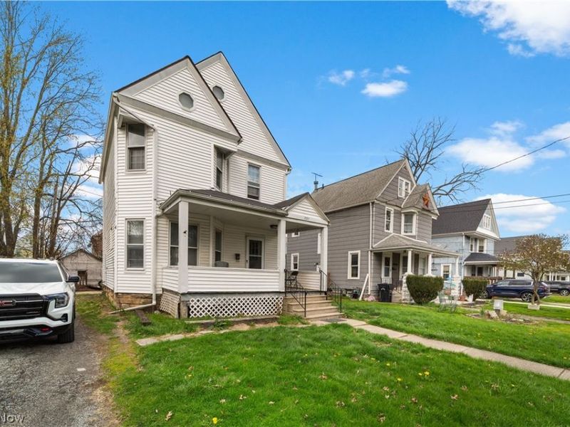 237 Wooster Street, Elyria, OH 44035 Photo 2