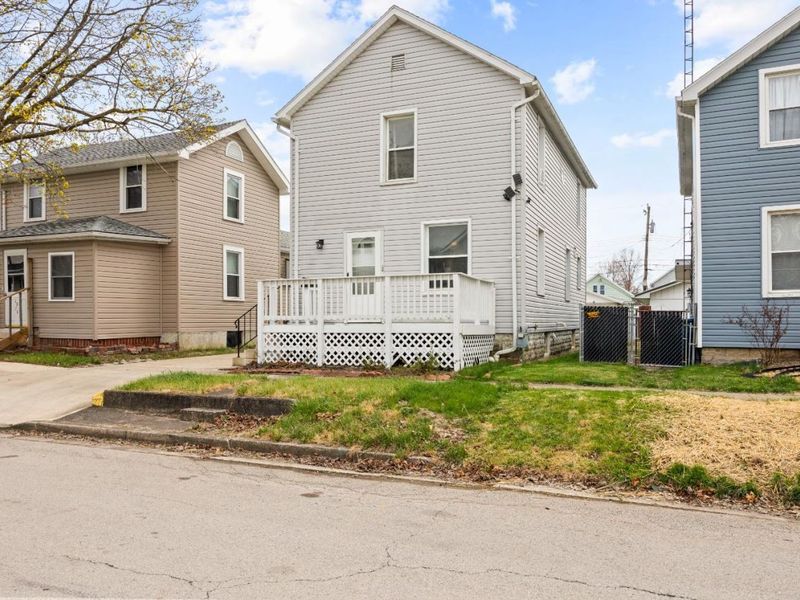 1013 Roosevelt Street, Fremont, OH 43420 Photo 3