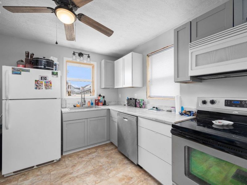 1013 Roosevelt Street, Fremont, OH 43420 Photo 8