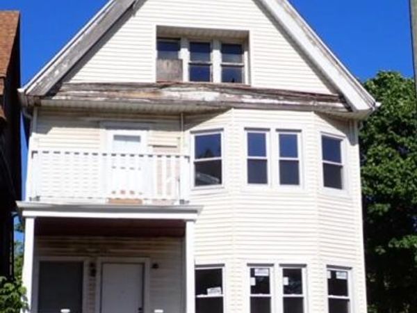 2039 N 39th STREET, Unit 2041, Milwaukee, WI 53208