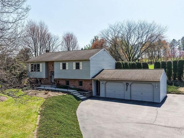 1111 EASTER STREET, MOHRSVILLE, PA 19541