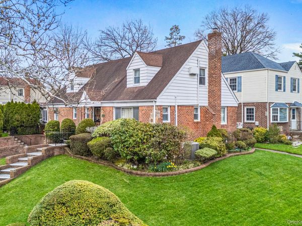 213-06 Richland Avenue , Oakland Gardens, NY 11364