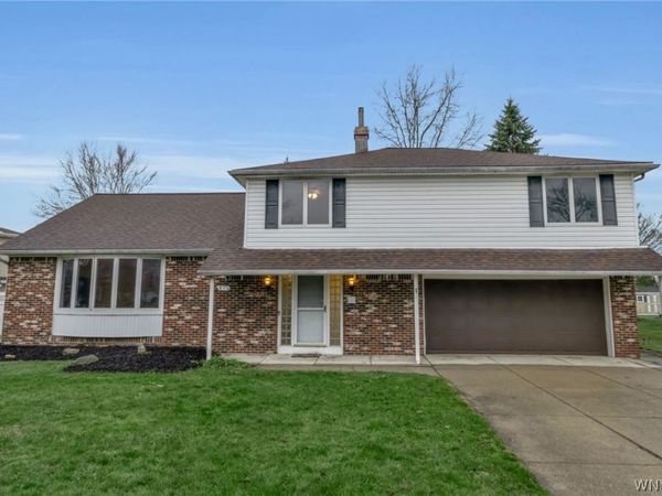 1 Idlebrook Court, Lancaster, NY 14086