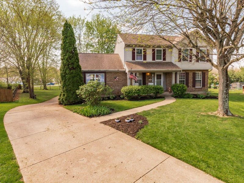 6566 Blossomwood Court, Florence, KY 41042 Photo 1