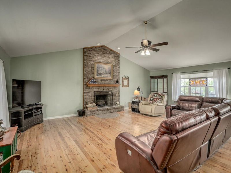 6566 Blossomwood Court, Florence, KY 41042 Photo 4