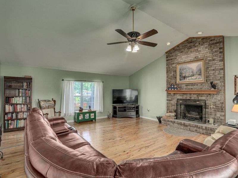 6566 Blossomwood Court, Florence, KY 41042 Photo 5