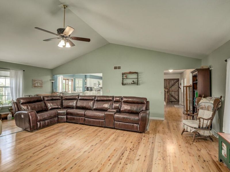 6566 Blossomwood Court, Florence, KY 41042 Photo 6