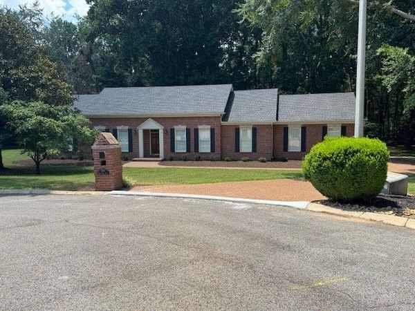 138 Laural Hill Dr , Smyrna, TN 37167