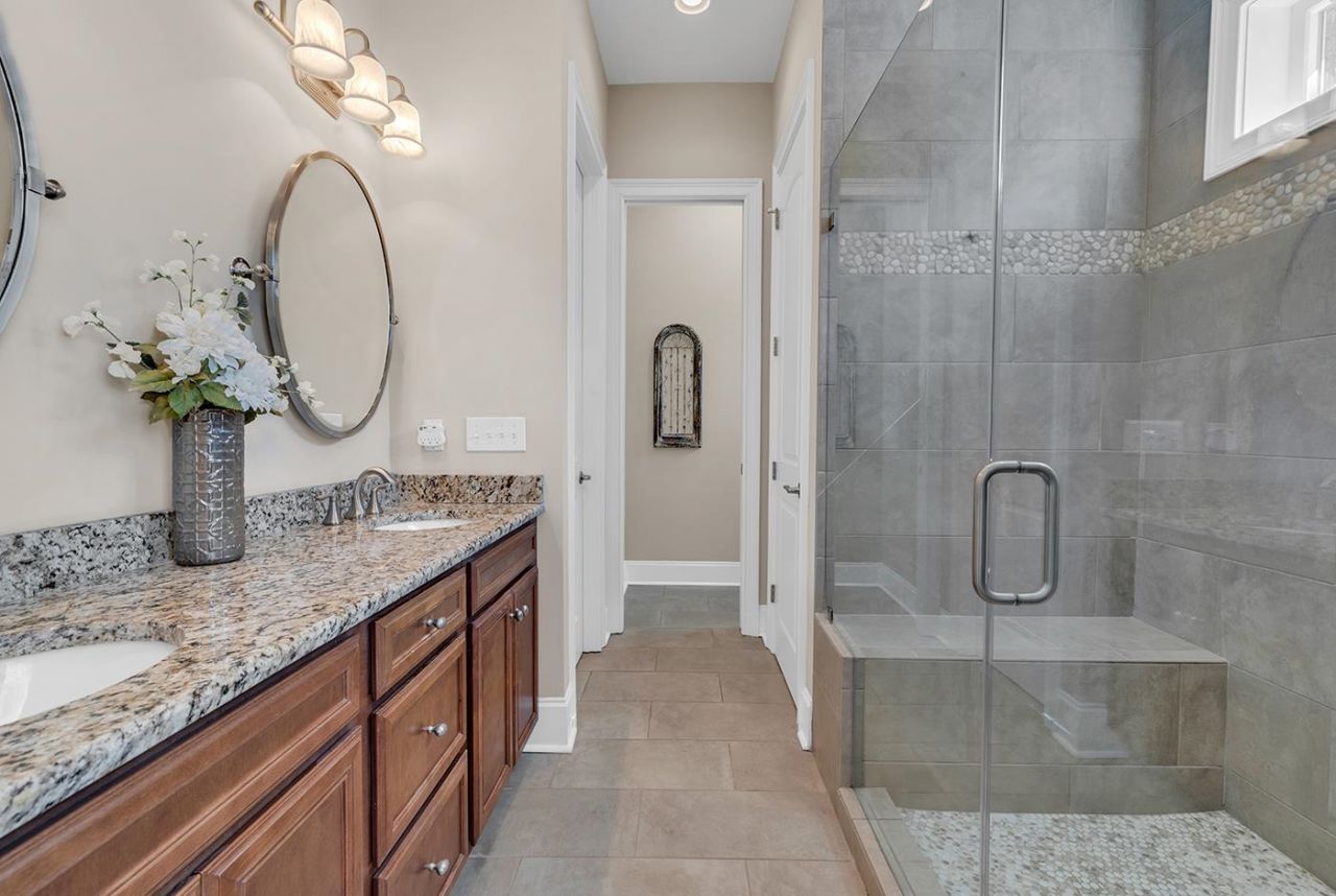 673 Woody Point Dr. Photo 30