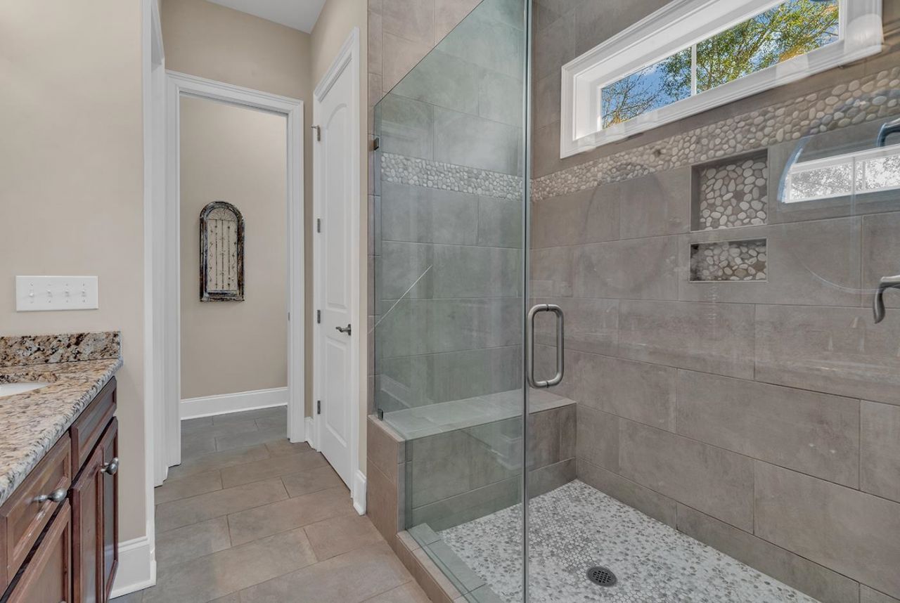 673 Woody Point Dr. Photo 32