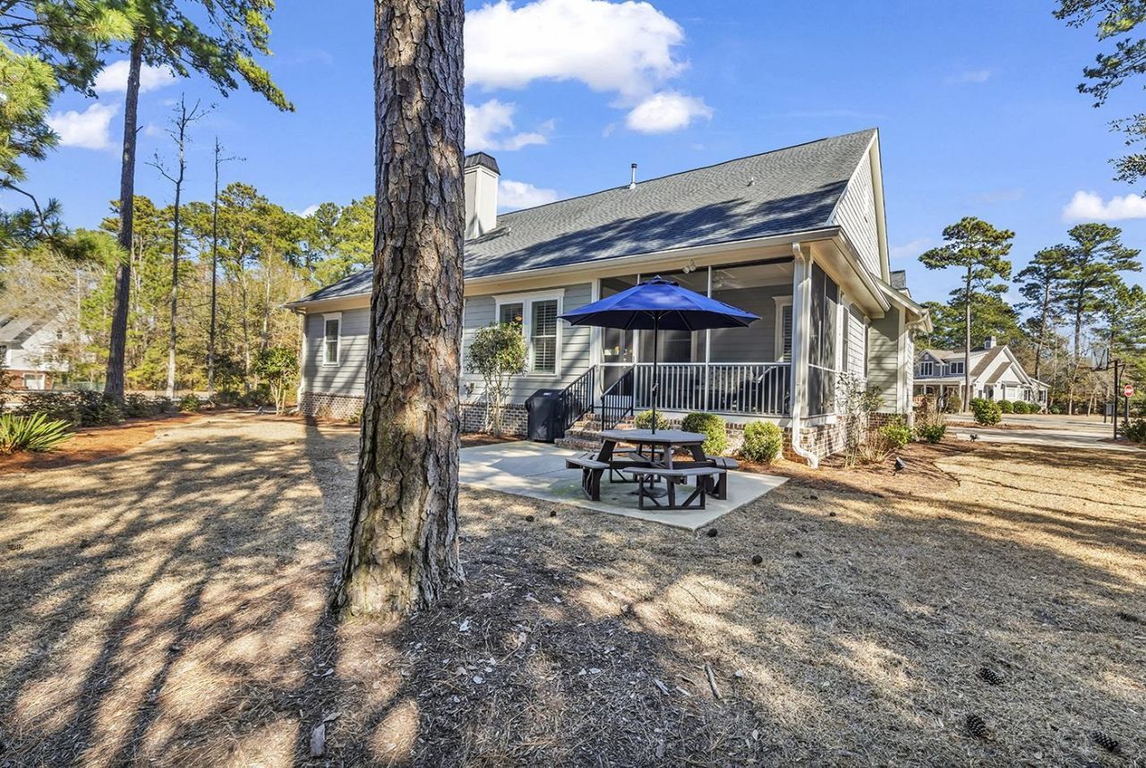 673 Woody Point Dr. Photo 44