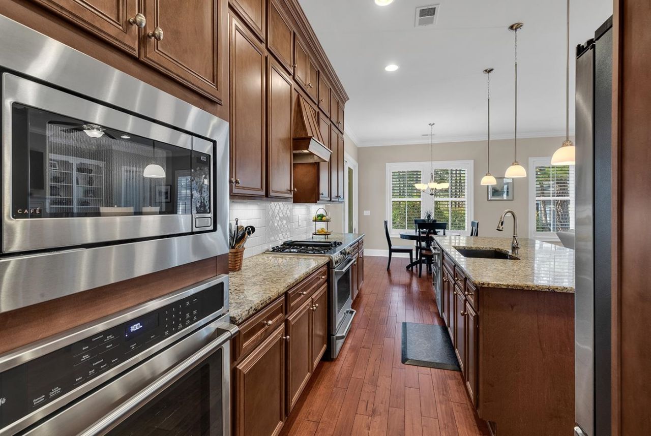 673 Woody Point Dr. Photo 7