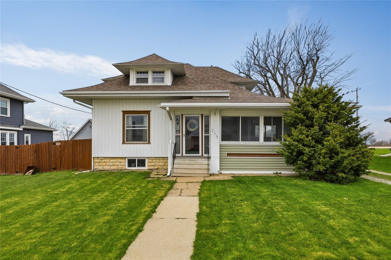 215 Military Street, Martelle, IA 52305 Main Photo