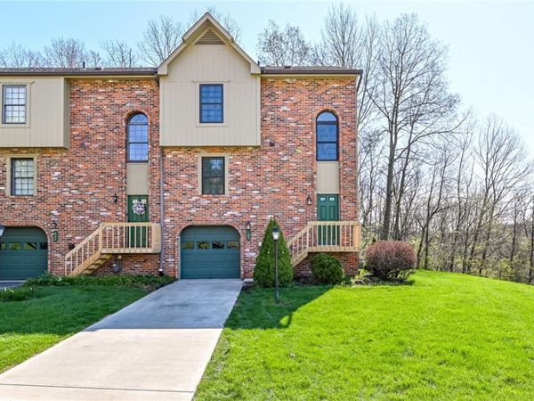 623 Sunset Cir, Cranberry Twp, PA 16066