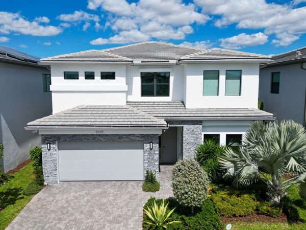 8239 Oceanus Drive, Boca Raton, FL 33496