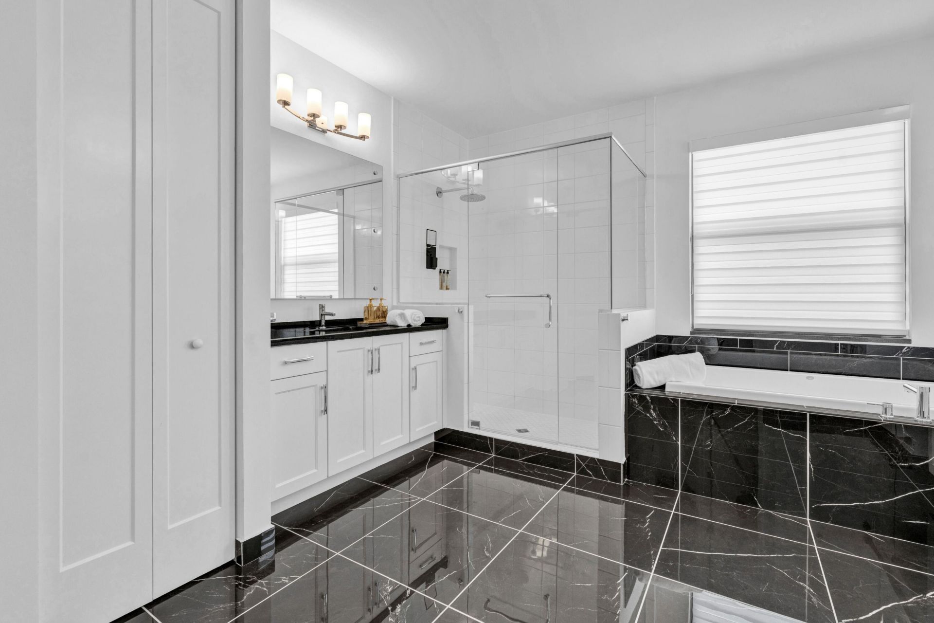 8239 Oceanus Drive, Boca Raton, FL 33496 Photo