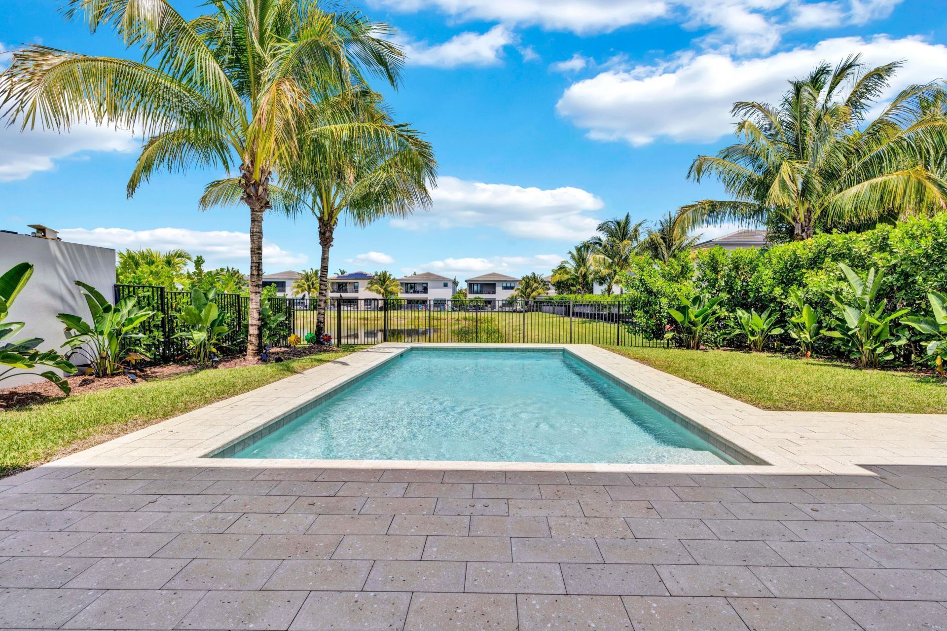 8239 Oceanus Drive, Boca Raton, FL 33496 Photo