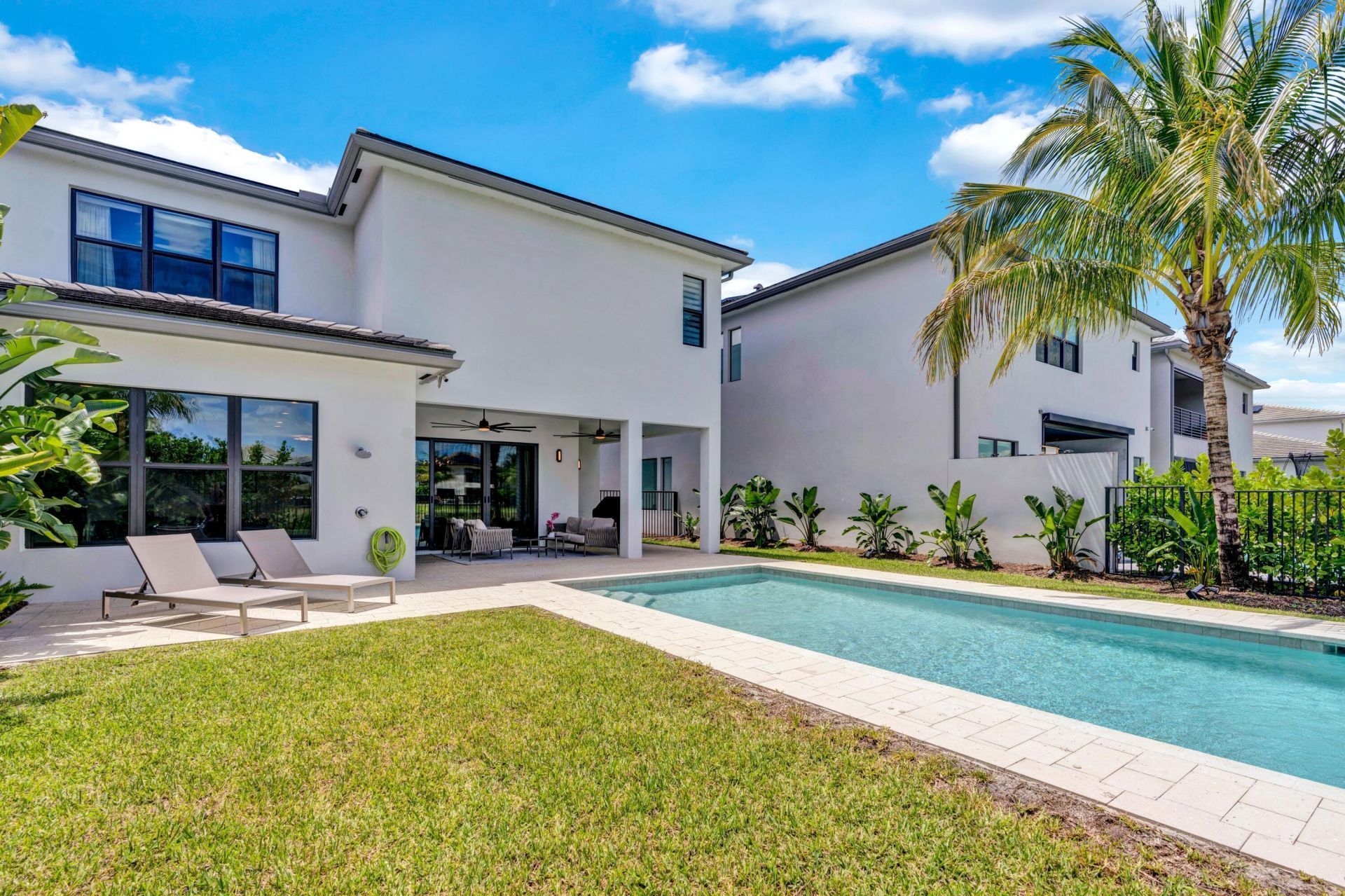 8239 Oceanus Drive, Boca Raton, FL 33496 Photo