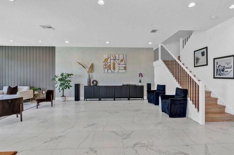 8239 Oceanus Drive, Boca Raton, FL 33496 Photo