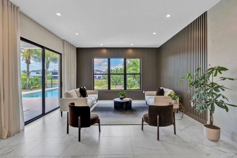 8239 Oceanus Drive, Boca Raton, FL 33496 Photo