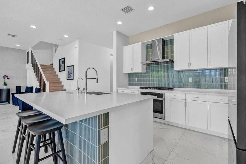 8239 Oceanus Drive, Boca Raton, FL 33496 Photo