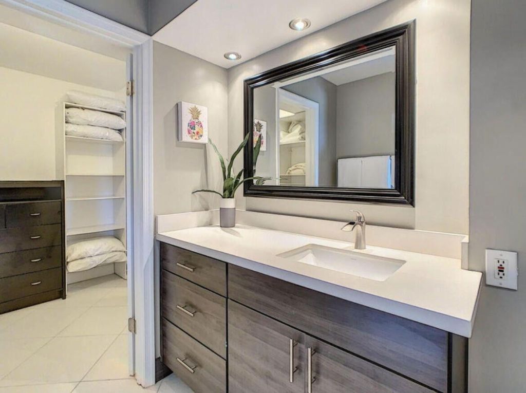 2455 Lindell Boulevard, Unit 3203, Delray Beach, FL 33444 Photo