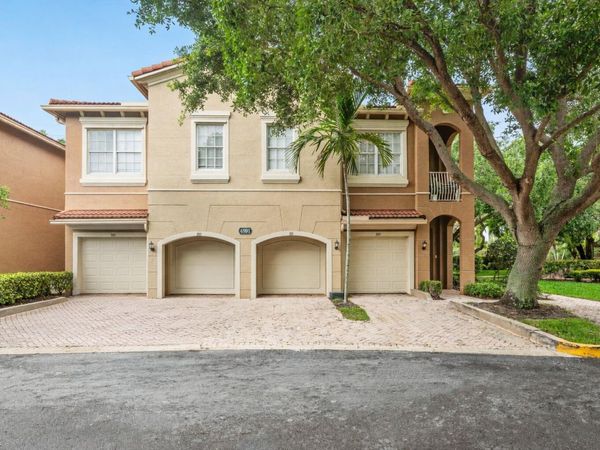 4891 Bonsai Circle, Unit 101, Palm Beach Gardens, FL 33418