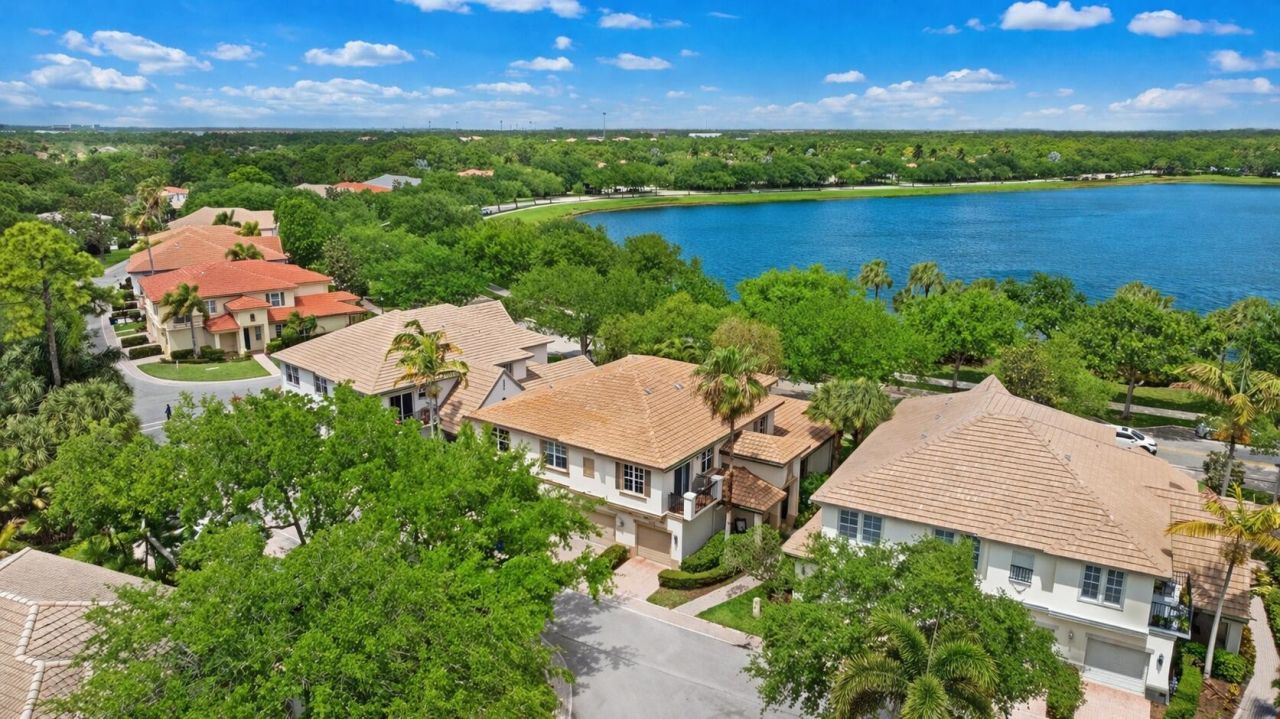 179 Evergrene Parkway, Palm Beach Gardens, FL 33410 Photo