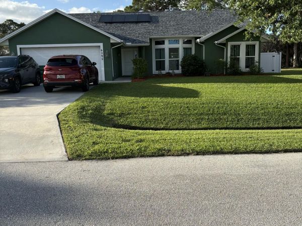 6095 NW East Deville Circle, Port St. Lucie, FL 34986