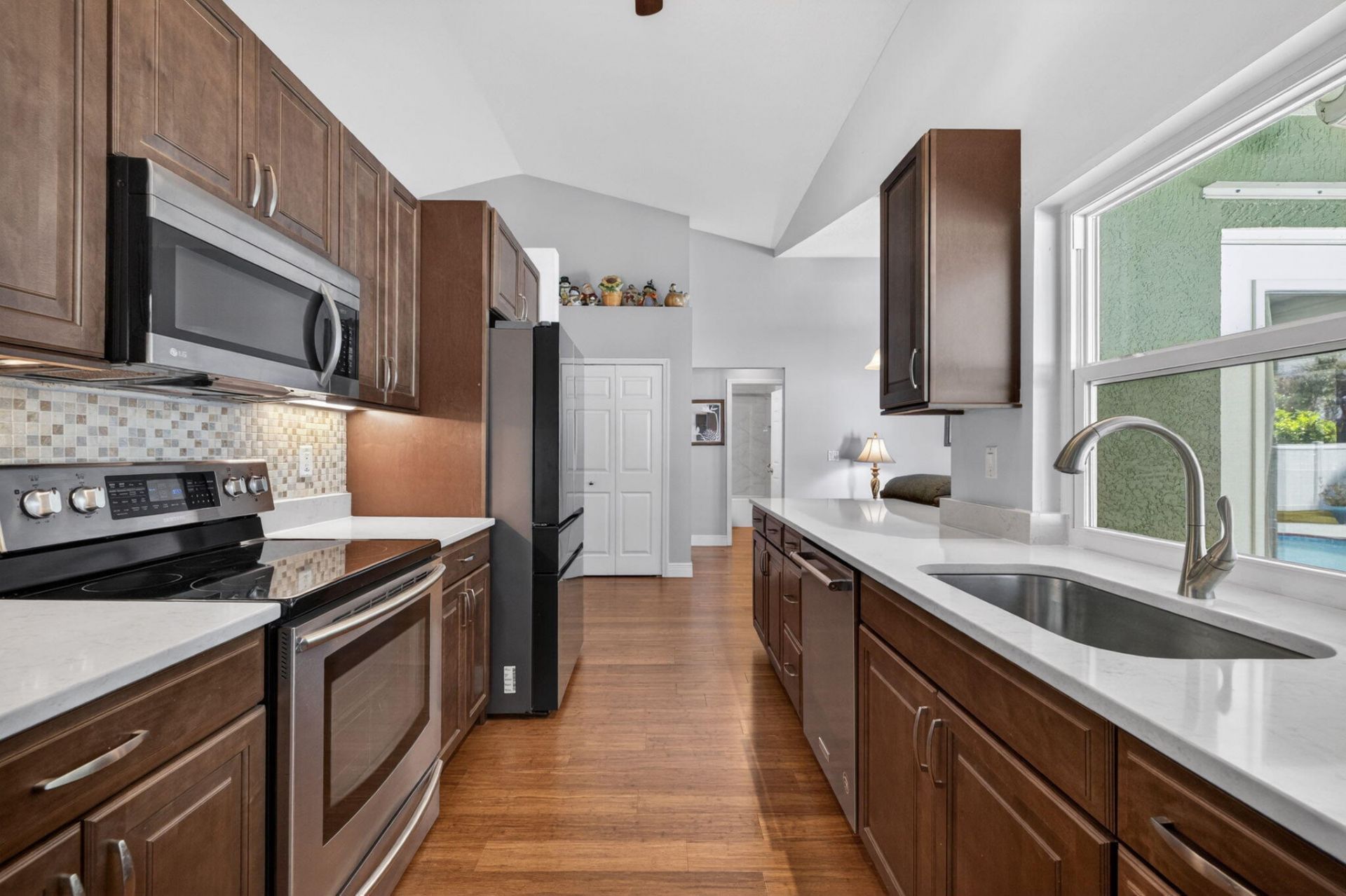 6095 NW East Deville Circle, Port Saint Lucie, FL 34986 Photo