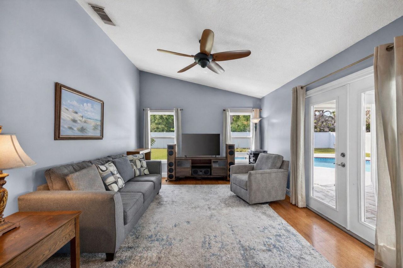 6095 NW East Deville Circle, Port Saint Lucie, FL 34986 Photo