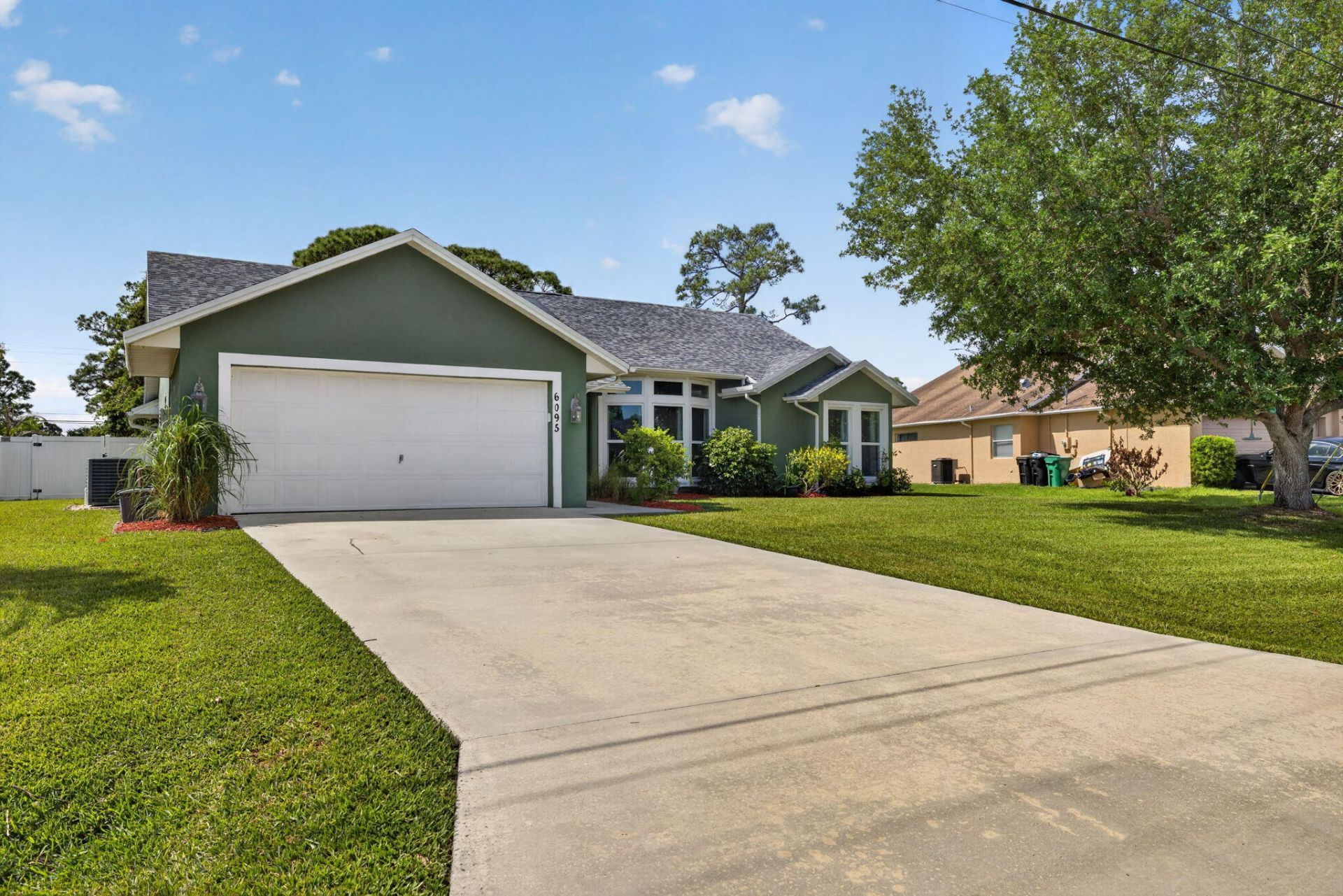 6095 NW East Deville Circle, Port Saint Lucie, FL 34986 Photo