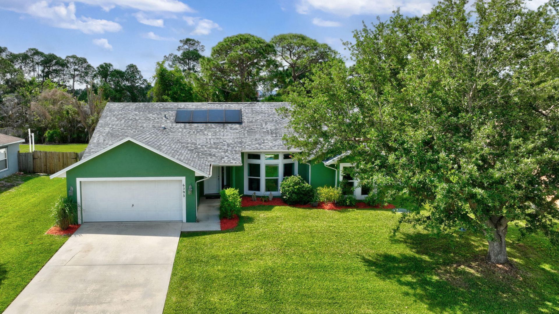 6095 NW East Deville Circle, Port Saint Lucie, FL 34986 Photo