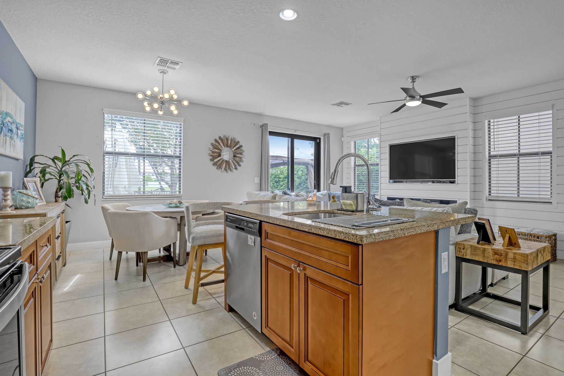 5024 Laurel Oak Drive, Riviera Beach, FL 33410 Photo