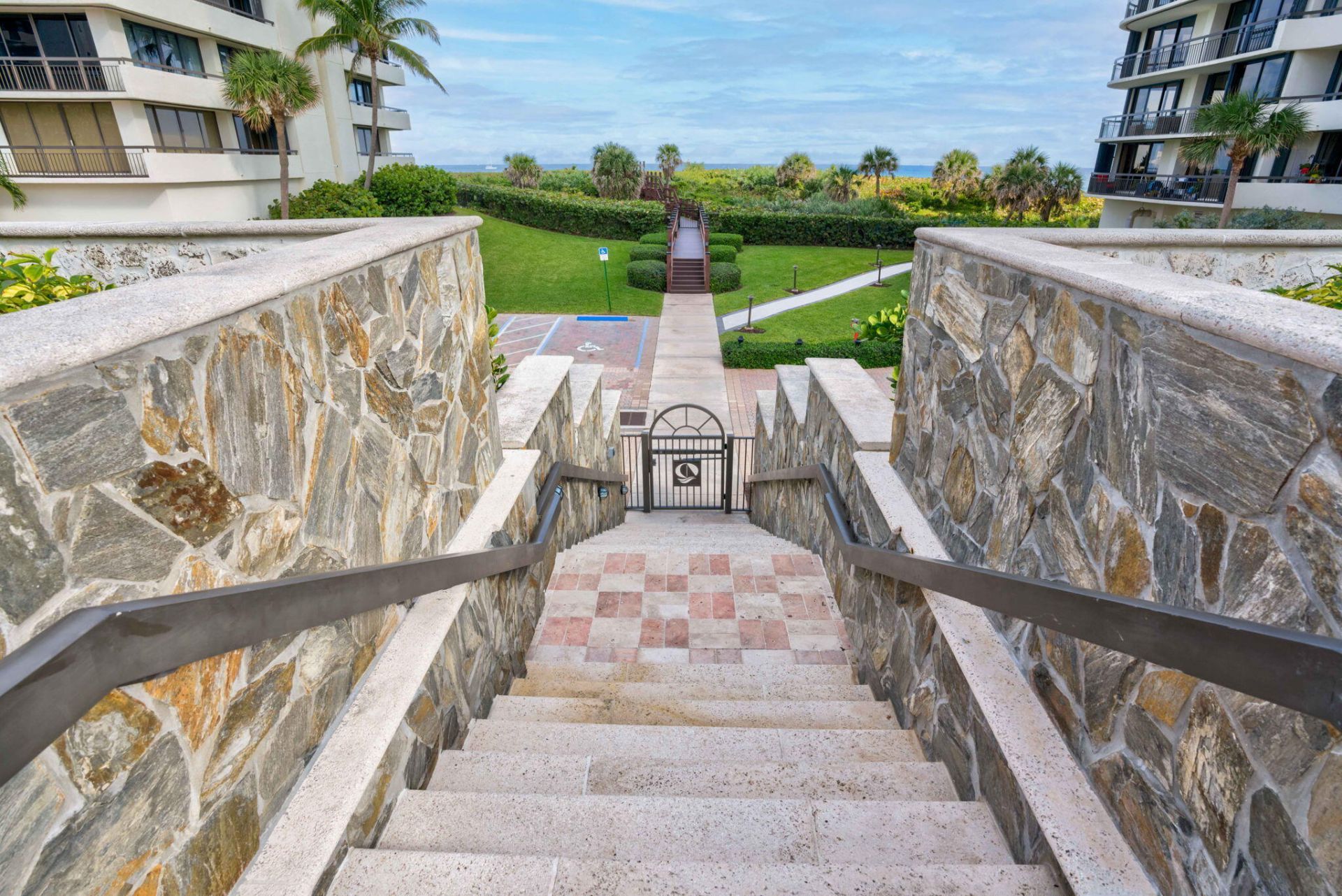 4100 N Ocean Drive, Unit 1201, Singer Island, FL 33404 Photo