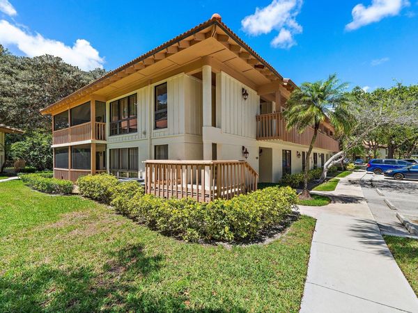 128 Brackenwood Road, Unit 128, Palm Beach Gardens, FL 33418