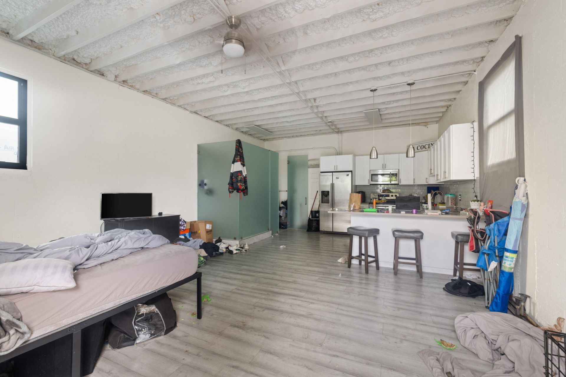 1914 N Dixie Highway, Lake Worth Beach, FL 33460 Photo