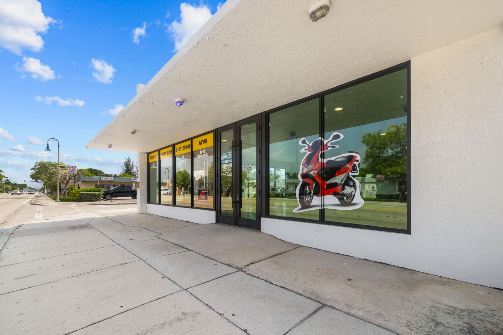 1914 N Dixie Highway, Lake Worth Beach, FL 33460 Photo